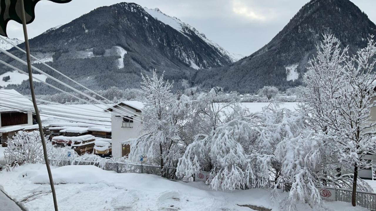 Hotel Wildrose Neukirchen am Großvenediger Exteriér fotografie