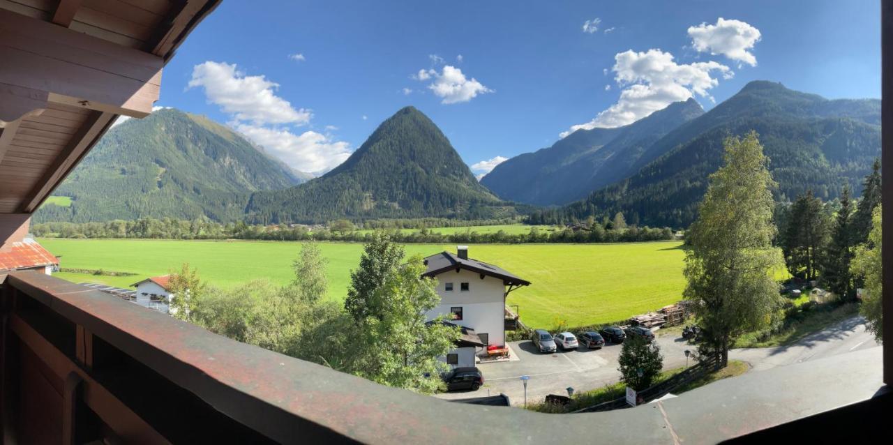 Hotel Wildrose Neukirchen am Großvenediger Exteriér fotografie